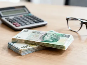 W jaki sposób wystawić fakturę? Praktyczny przewodnik